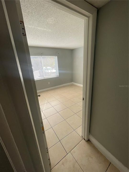 For Rent: $1,400 (2 beds, 2 baths, 976 Square Feet)