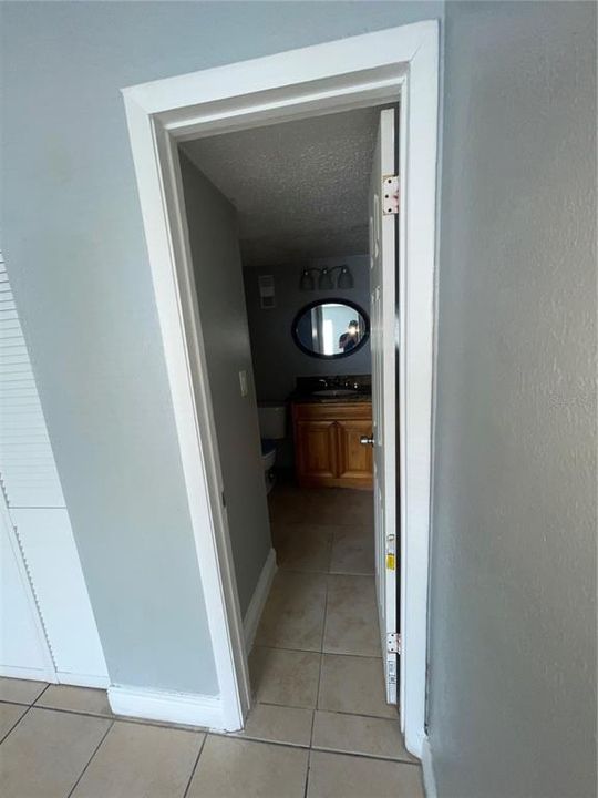 For Rent: $1,400 (2 beds, 2 baths, 976 Square Feet)