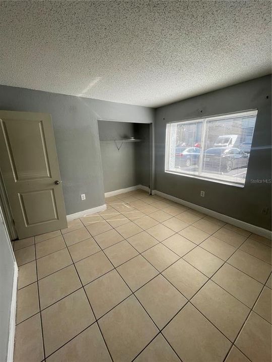 For Rent: $1,400 (2 beds, 2 baths, 976 Square Feet)