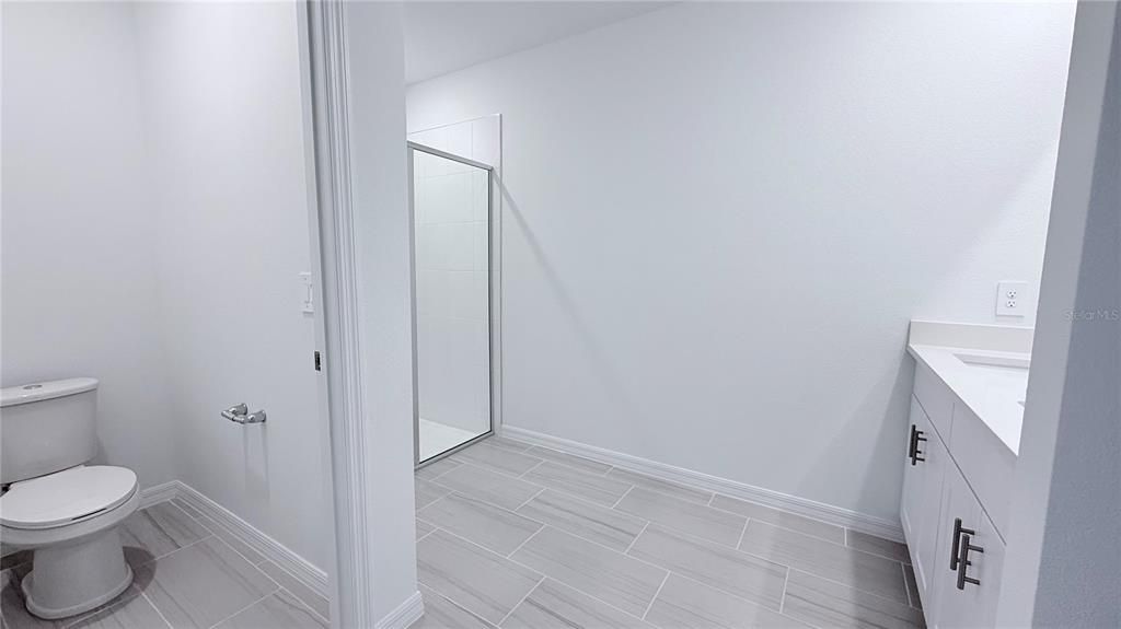 En Renta: $2,300 (3 camas, 2 baños, 1680 Pies cuadrados)