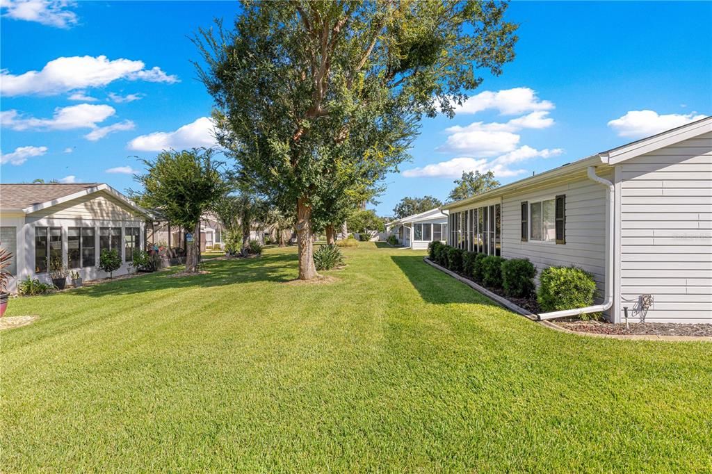 For Sale: $259,900 (2 beds, 2 baths, 1390 Square Feet)