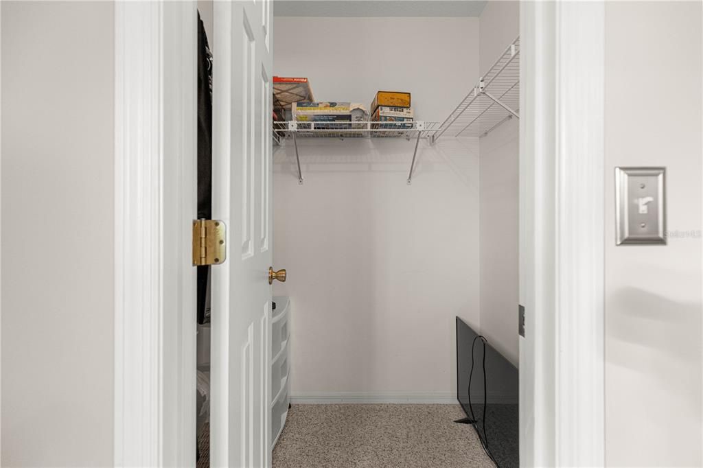 For Sale: $259,900 (2 beds, 2 baths, 1390 Square Feet)