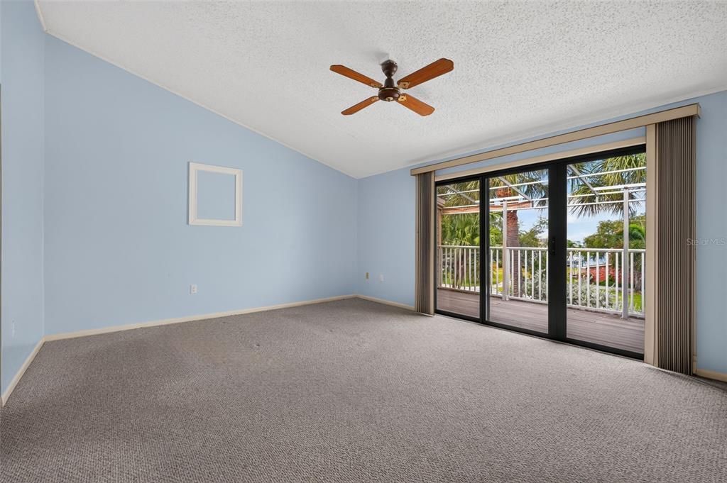 For Sale: $359,000 (2 beds, 2 baths, 1750 Square Feet)