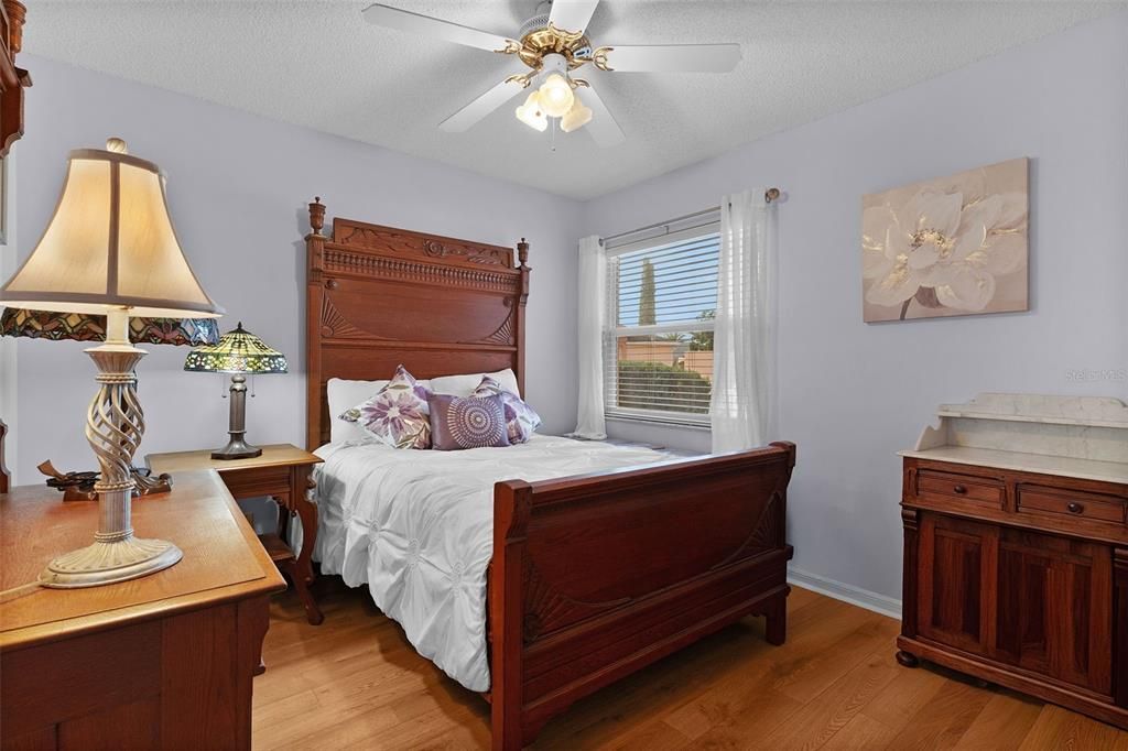 For Sale: $268,900 (2 beds, 2 baths, 1156 Square Feet)