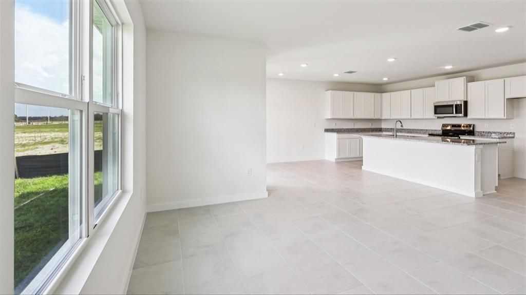 En Venta: $334,370 (4 camas, 2 baños, 1814 Pies cuadrados)