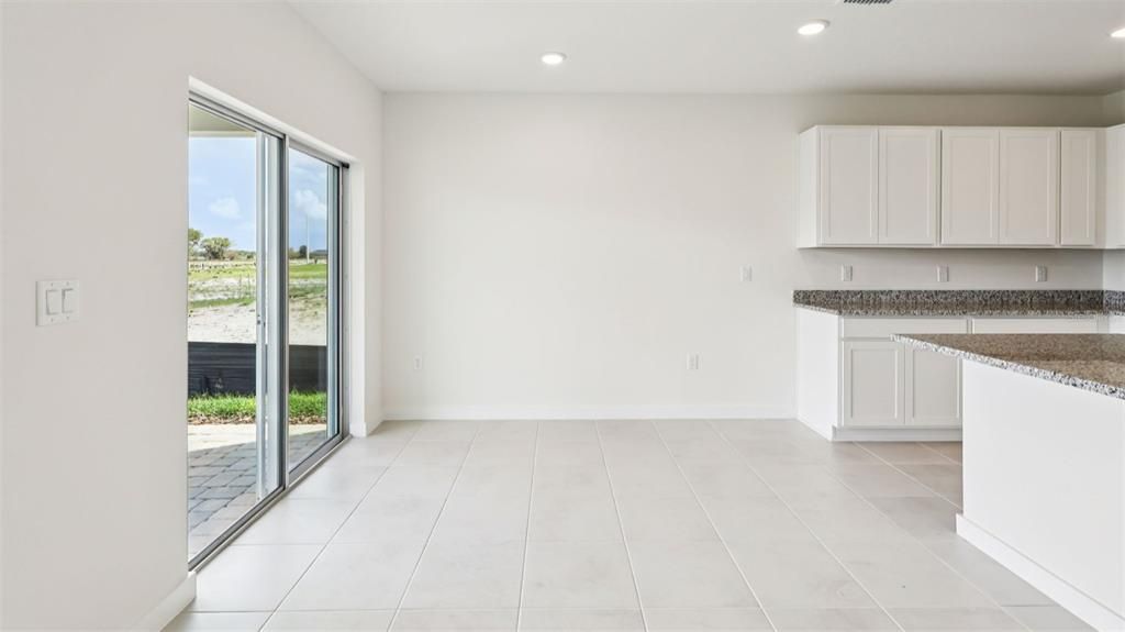 En Venta: $334,370 (4 camas, 2 baños, 1814 Pies cuadrados)