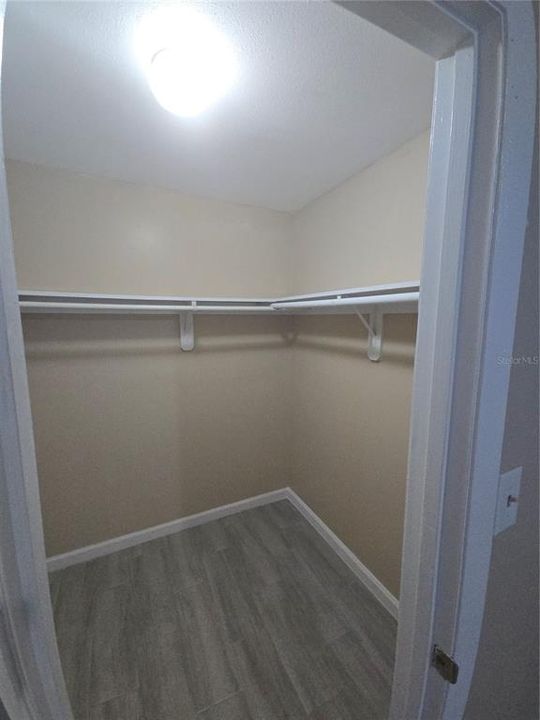For Sale: $320,000 (4 beds, 0 baths, 1813 Square Feet)
