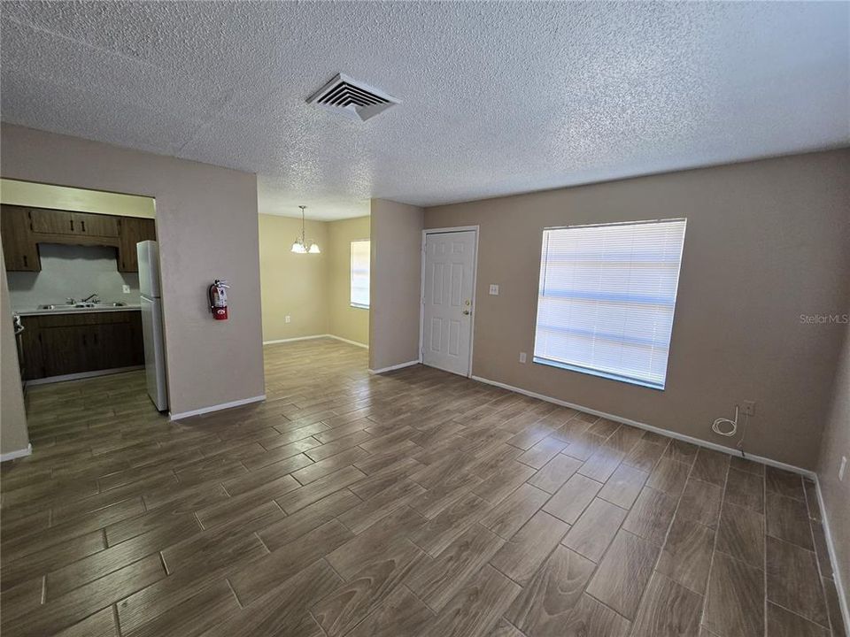 For Sale: $320,000 (4 beds, 0 baths, 1813 Square Feet)