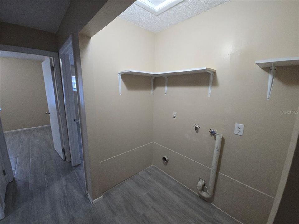 For Sale: $320,000 (4 beds, 0 baths, 1813 Square Feet)