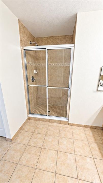 For Rent: $2,195 (2 beds, 2 baths, 1084 Square Feet)