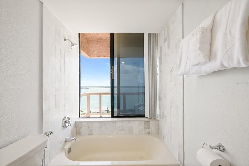 For Rent: $7,000 (3 beds, 2 baths, 1570 Square Feet)