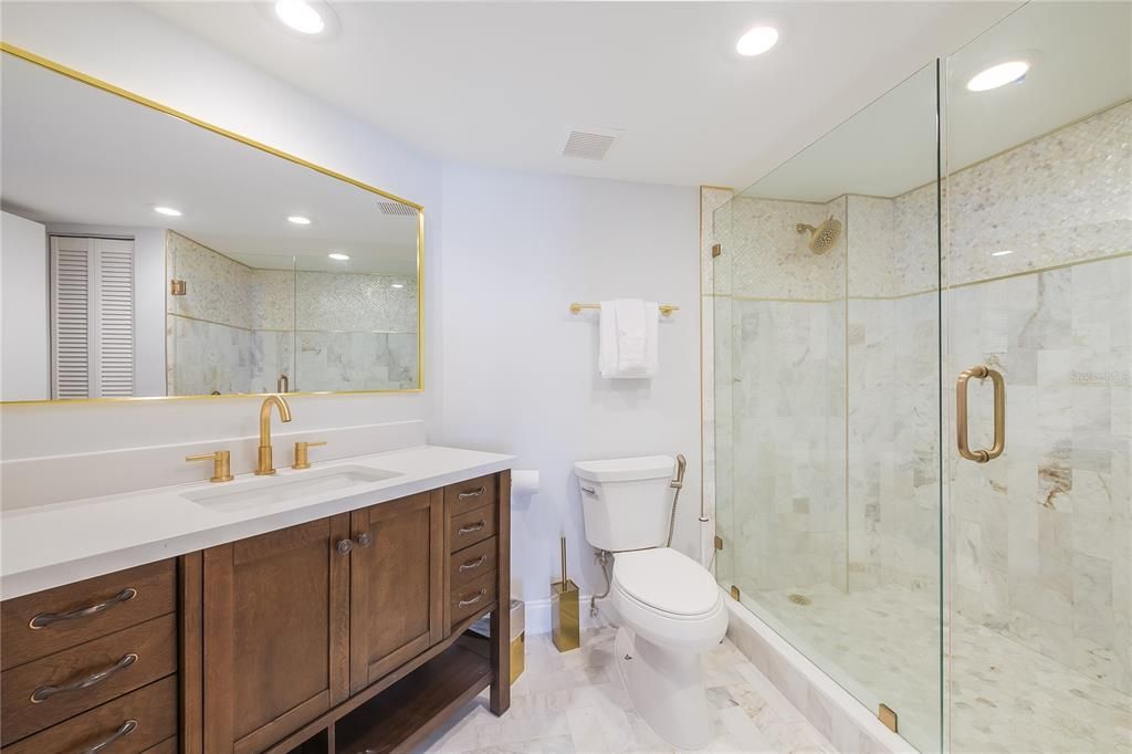 For Rent: $7,000 (3 beds, 2 baths, 1570 Square Feet)