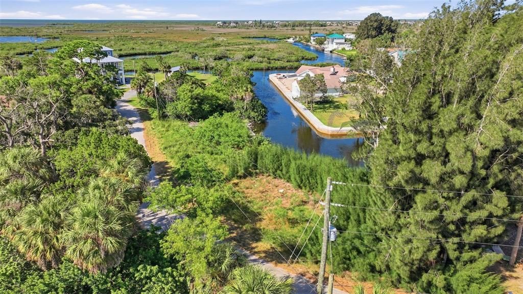 待售: $74,990 (0.13 acres)