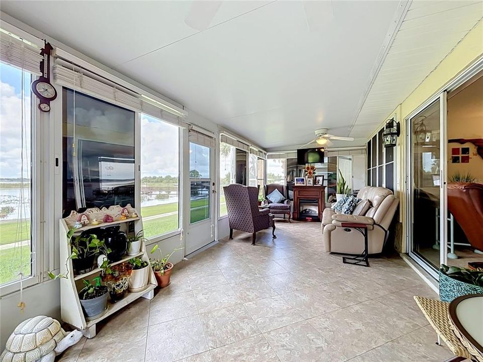 En Venta: $336,900 (2 camas, 2 baños, 1650 Pies cuadrados)