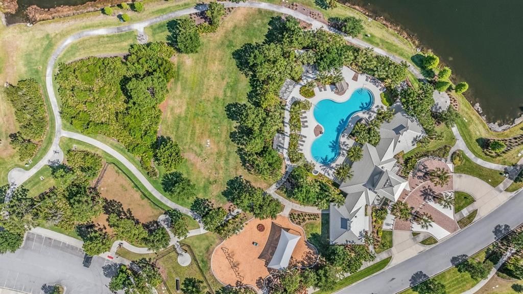 En Venta: $399,000 (4 camas, 2 baños, 2046 Pies cuadrados)