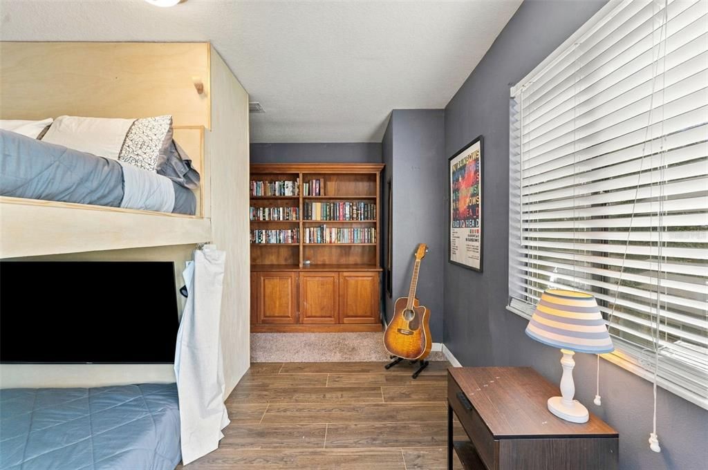 En Venta: $799,000 (4 camas, 3 baños, 3824 Pies cuadrados)