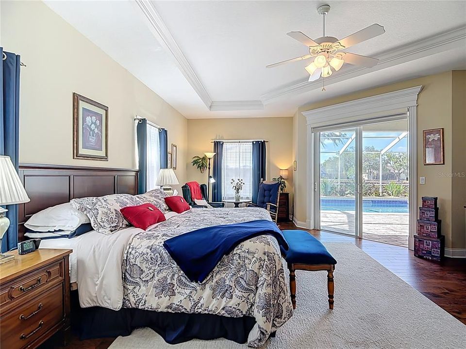 Activo con contrato: $606,900 (4 camas, 2 baños, 2495 Pies cuadrados)