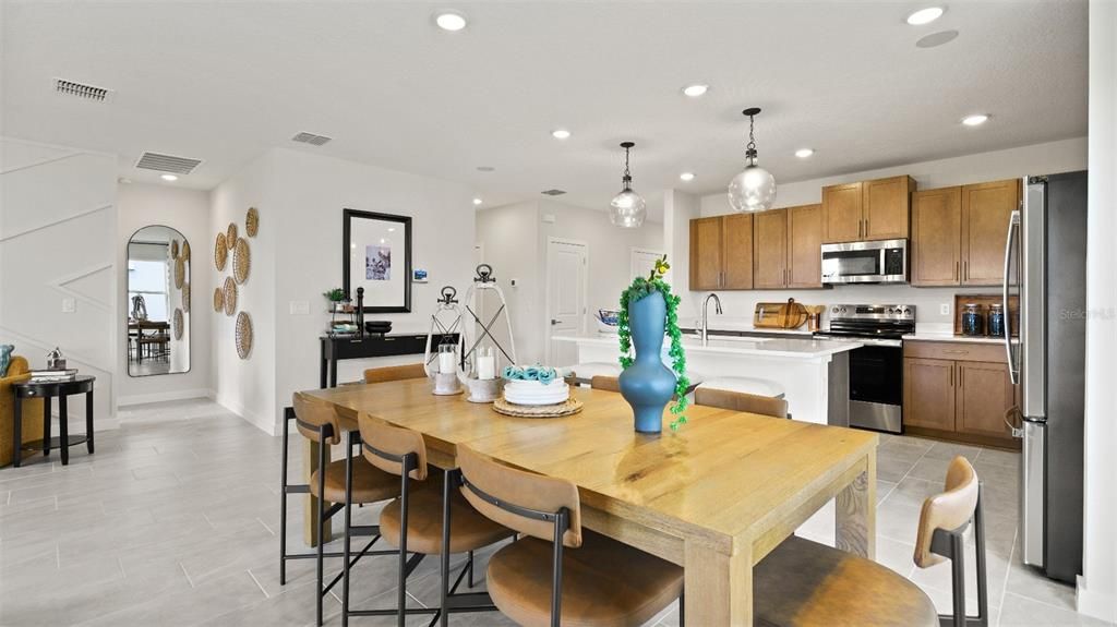 For Sale: $402,595 (4 beds, 3 baths, 2061 Square Feet)