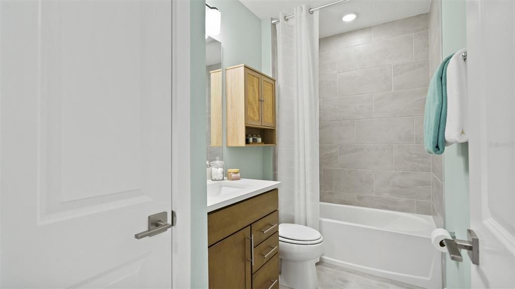 For Sale: $402,595 (4 beds, 3 baths, 2061 Square Feet)