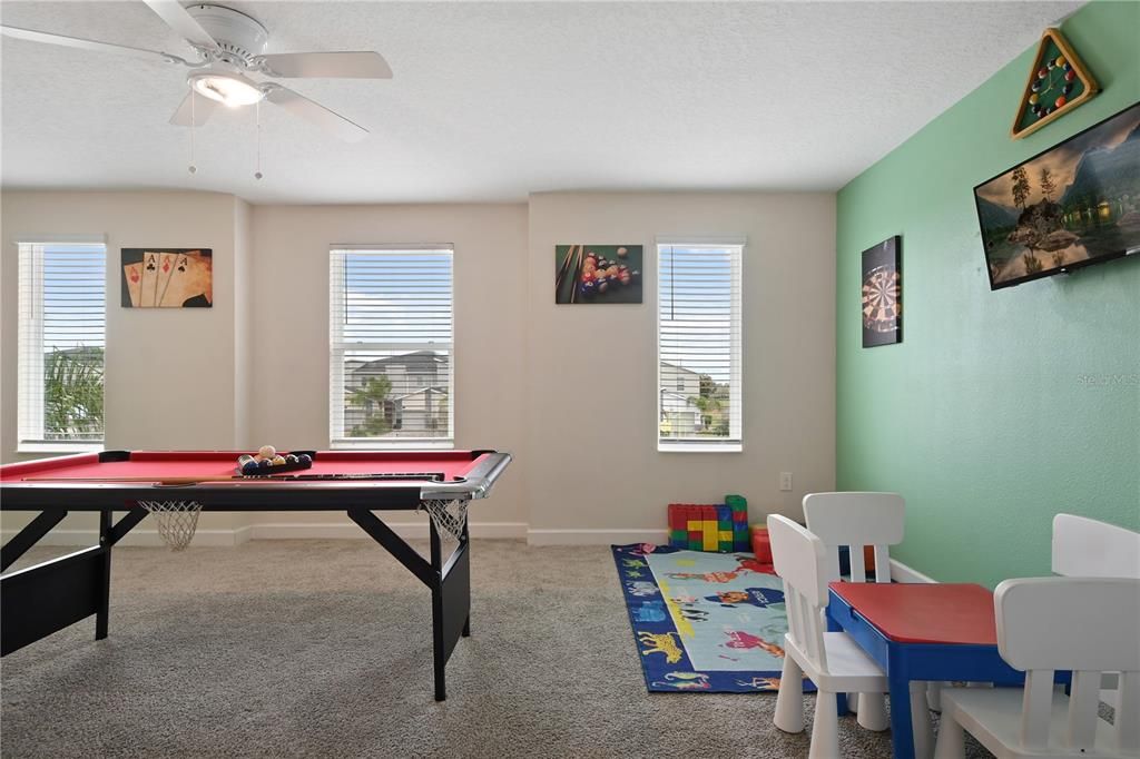For Rent: $4,200 (8 beds, 5 baths, 3922 Square Feet)