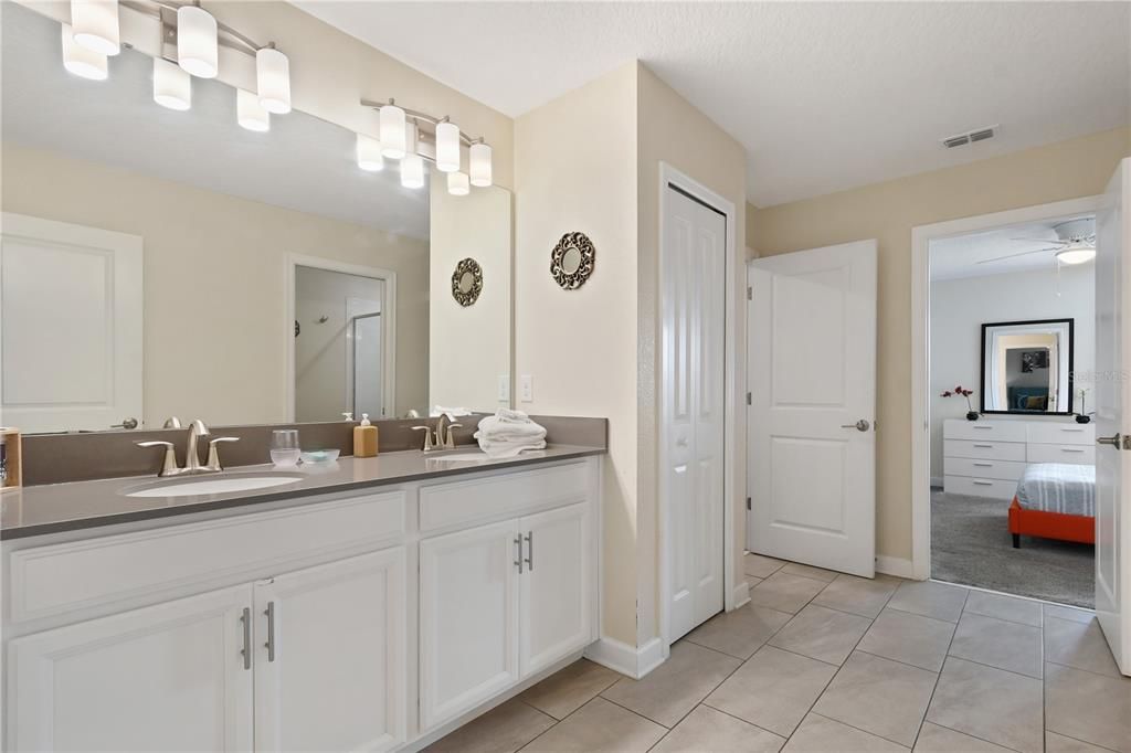 For Rent: $4,200 (8 beds, 5 baths, 3922 Square Feet)