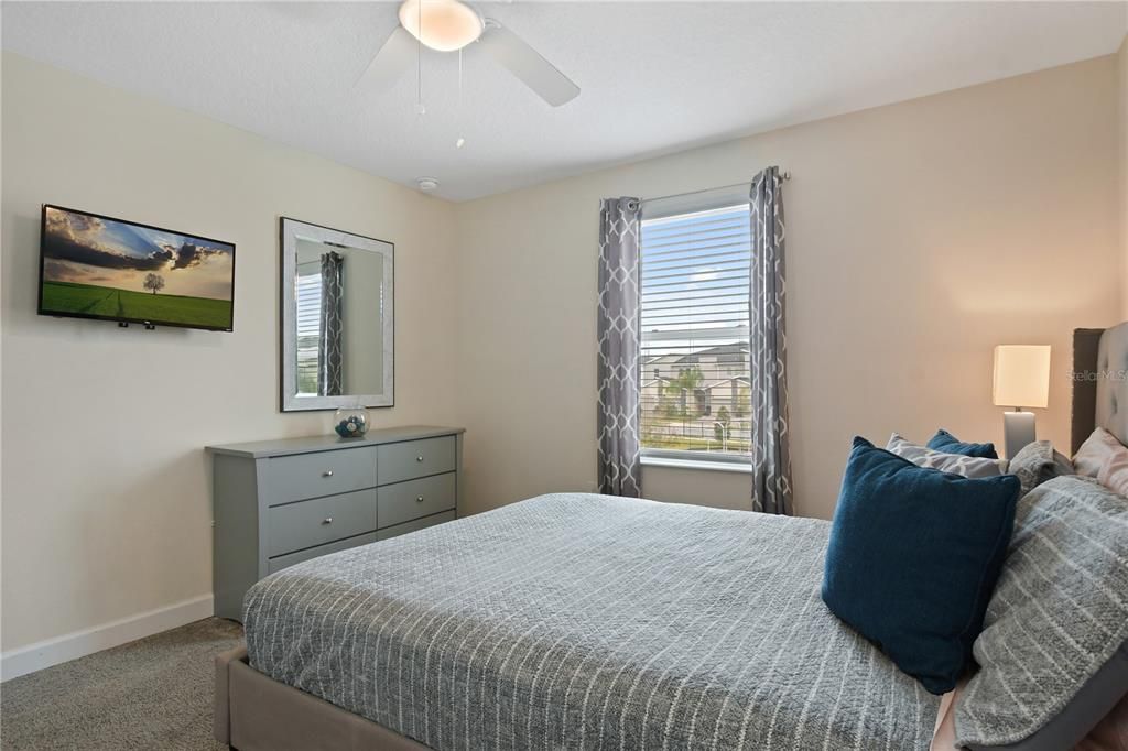 For Rent: $4,200 (8 beds, 5 baths, 3922 Square Feet)