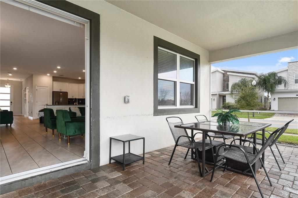 For Rent: $4,200 (8 beds, 5 baths, 3922 Square Feet)