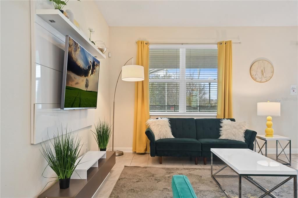 For Rent: $4,200 (8 beds, 5 baths, 3922 Square Feet)