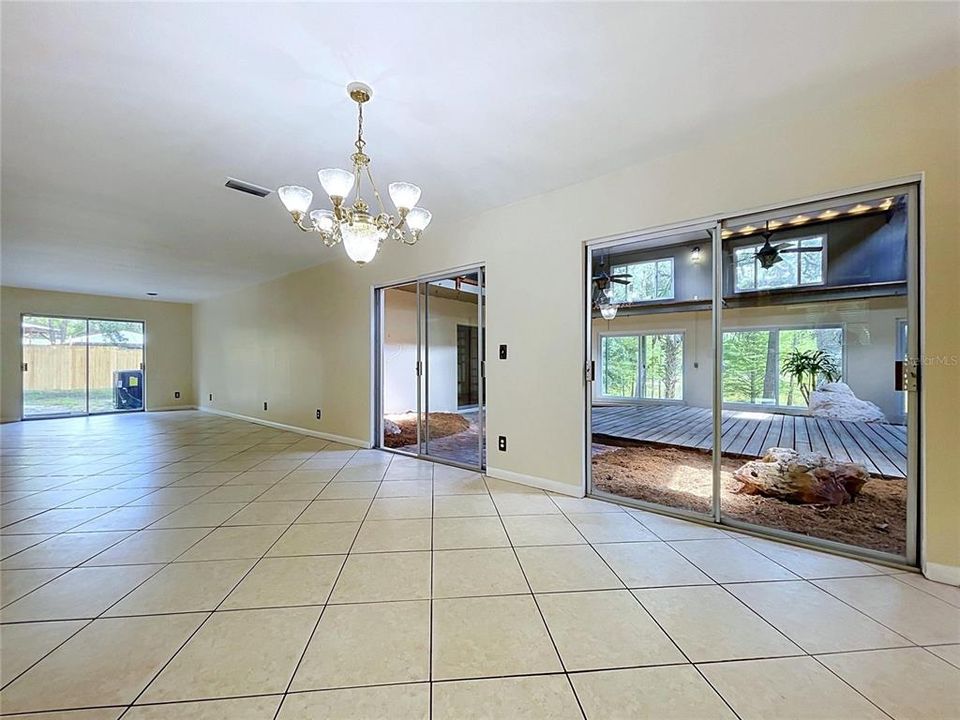 Activo con contrato: $499,000 (9 camas, 6 baños, 4140 Pies cuadrados)