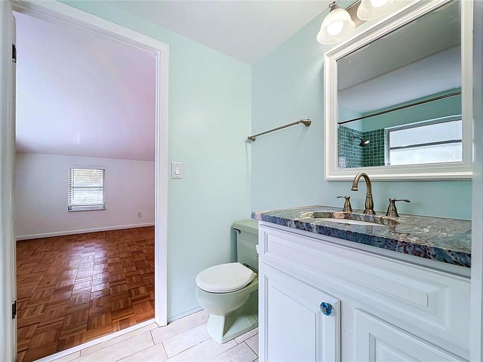 Activo con contrato: $499,000 (9 camas, 6 baños, 4140 Pies cuadrados)