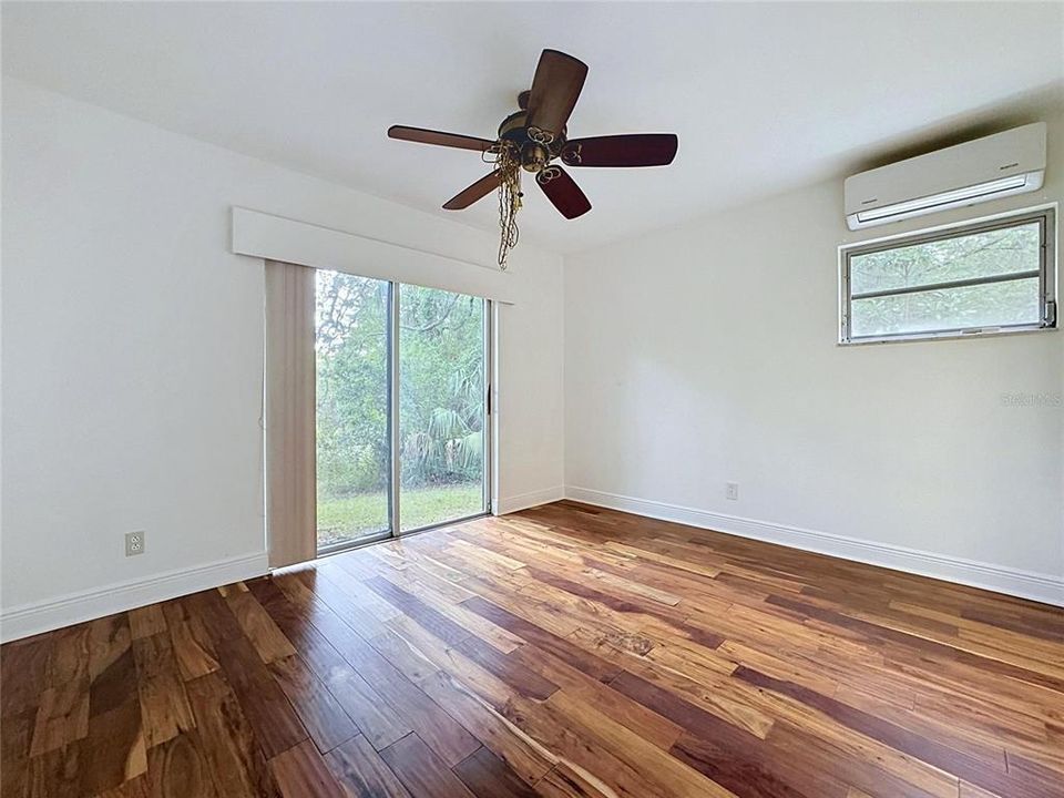 Activo con contrato: $499,000 (9 camas, 6 baños, 4140 Pies cuadrados)