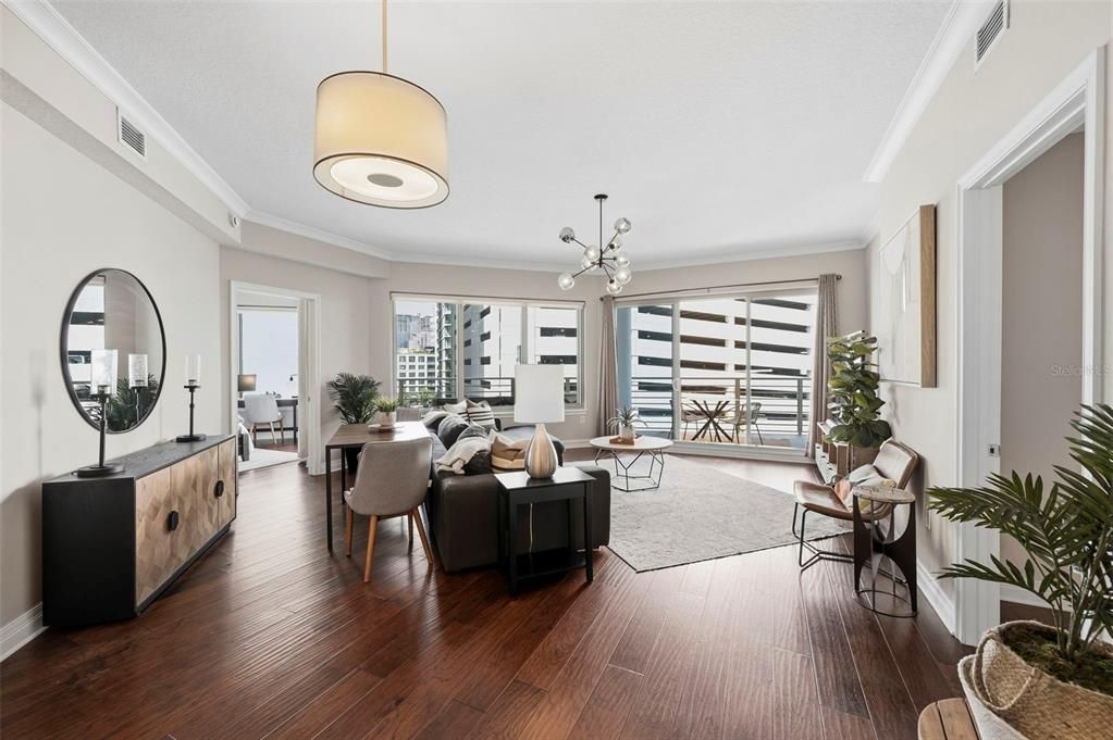 For Sale: $804,900 (2 beds, 2 baths, 1378 Square Feet)