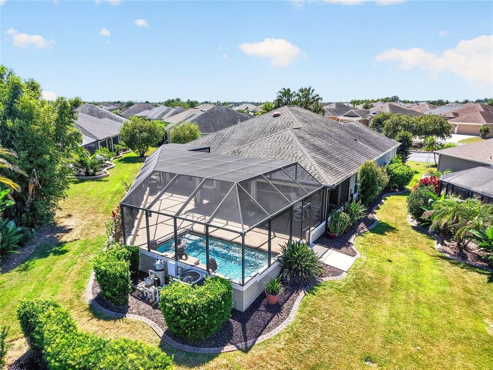 For Sale: $674,900 (3 beds, 2 baths, 1977 Square Feet)
