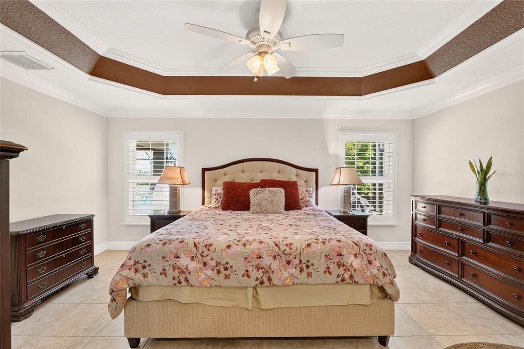 For Sale: $674,900 (3 beds, 2 baths, 1977 Square Feet)