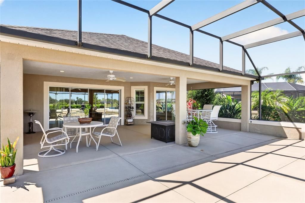 For Sale: $674,900 (3 beds, 2 baths, 1977 Square Feet)