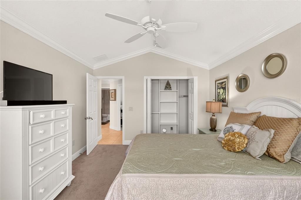 For Sale: $674,900 (3 beds, 2 baths, 1977 Square Feet)