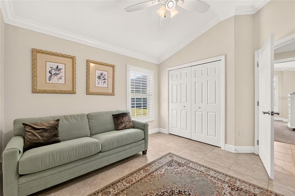 For Sale: $674,900 (3 beds, 2 baths, 1977 Square Feet)
