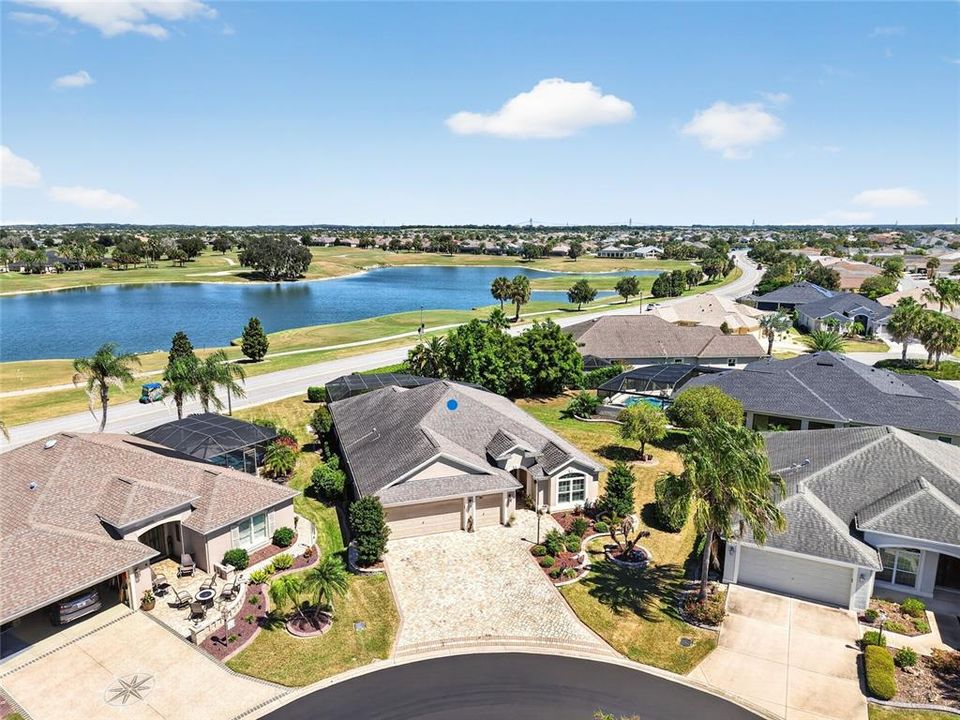 For Sale: $674,900 (3 beds, 2 baths, 1977 Square Feet)
