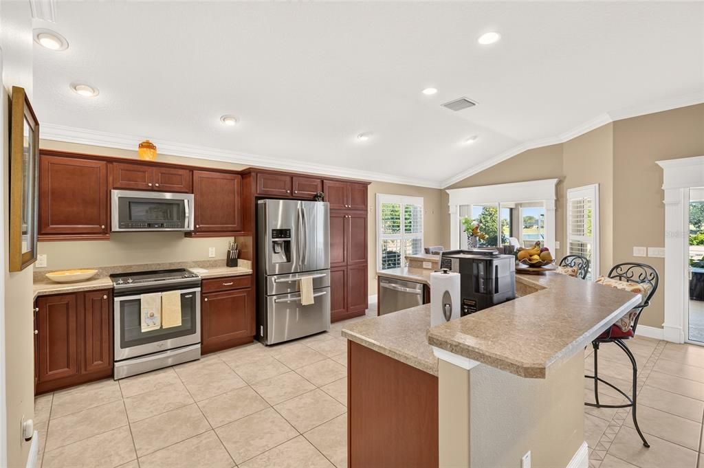 For Sale: $674,900 (3 beds, 2 baths, 1977 Square Feet)