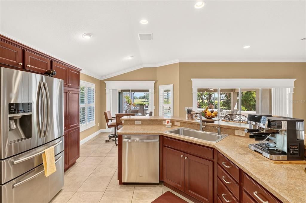 For Sale: $674,900 (3 beds, 2 baths, 1977 Square Feet)