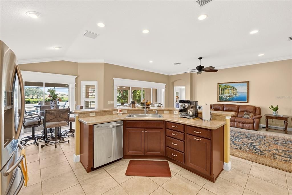 For Sale: $674,900 (3 beds, 2 baths, 1977 Square Feet)