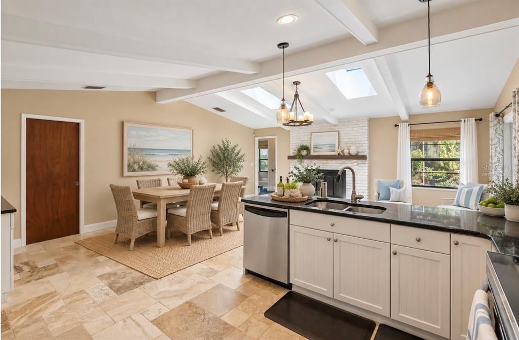 For Sale: $705,000 (3 beds, 2 baths, 1958 Square Feet)