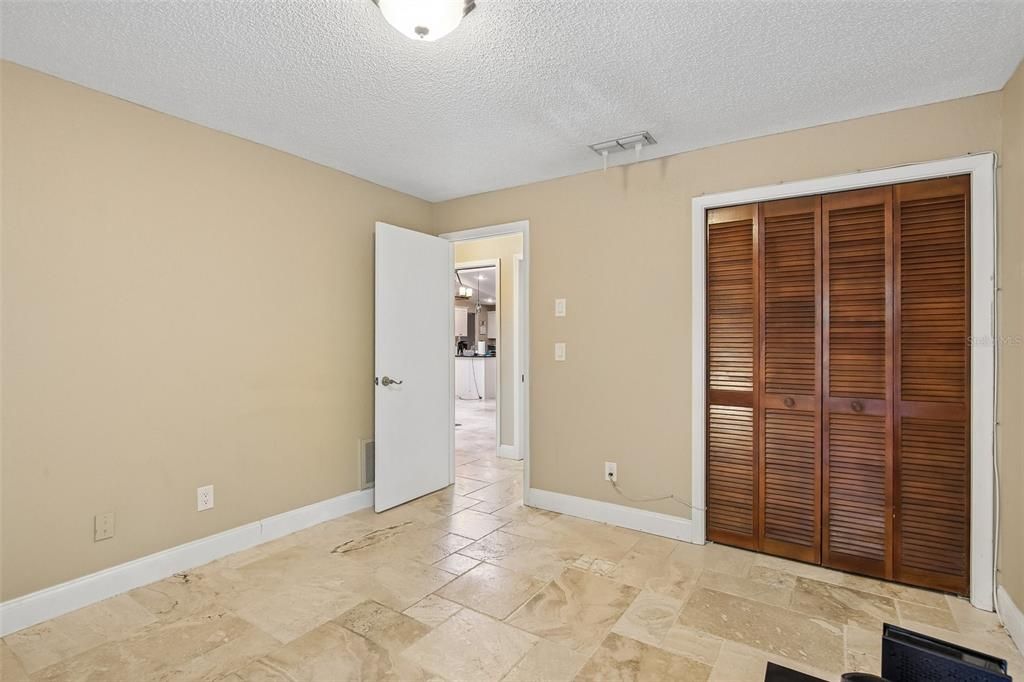 For Sale: $705,000 (3 beds, 2 baths, 1958 Square Feet)
