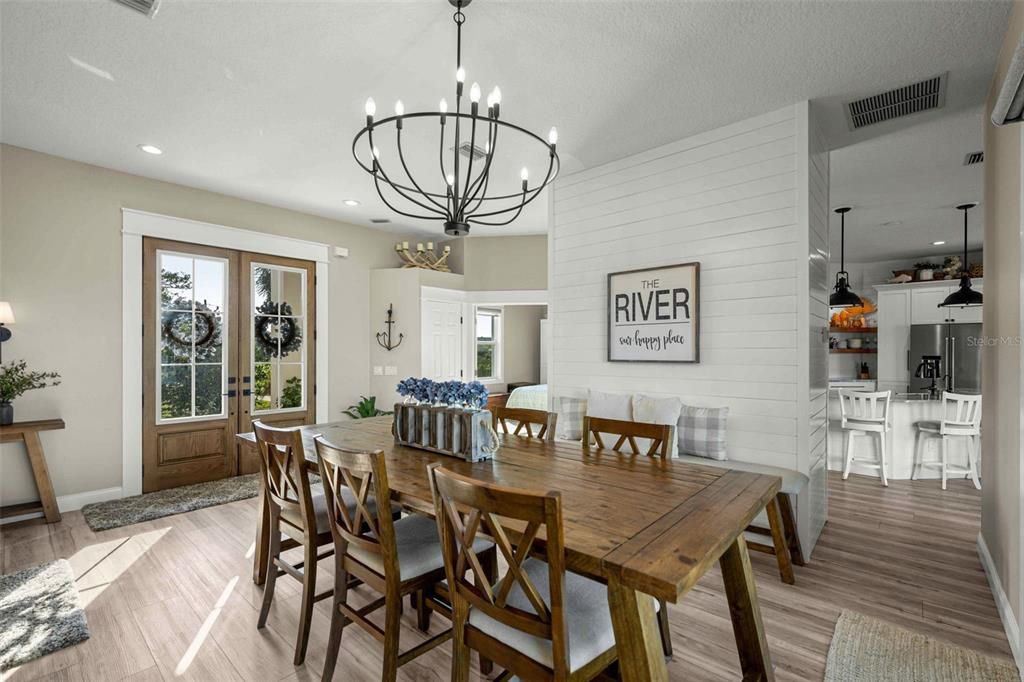 For Sale: $1,995,000 (3 beds, 2 baths, 2806 Square Feet)
