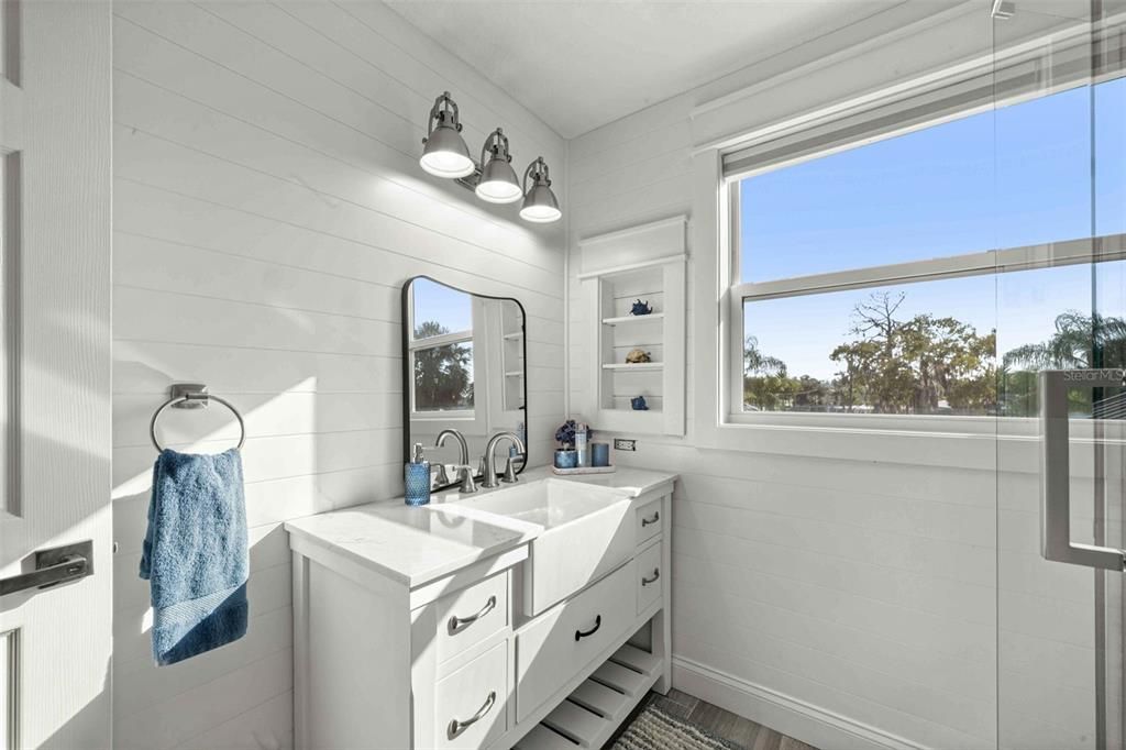 For Sale: $1,995,000 (3 beds, 2 baths, 2806 Square Feet)