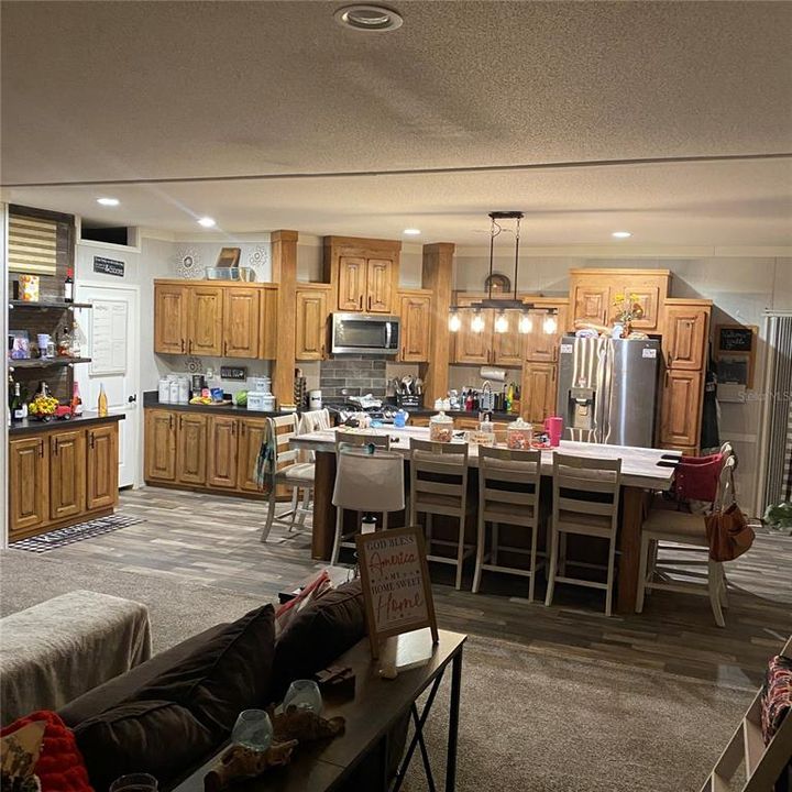 For Sale: $240,000 (3 beds, 2 baths, 1792 Square Feet)