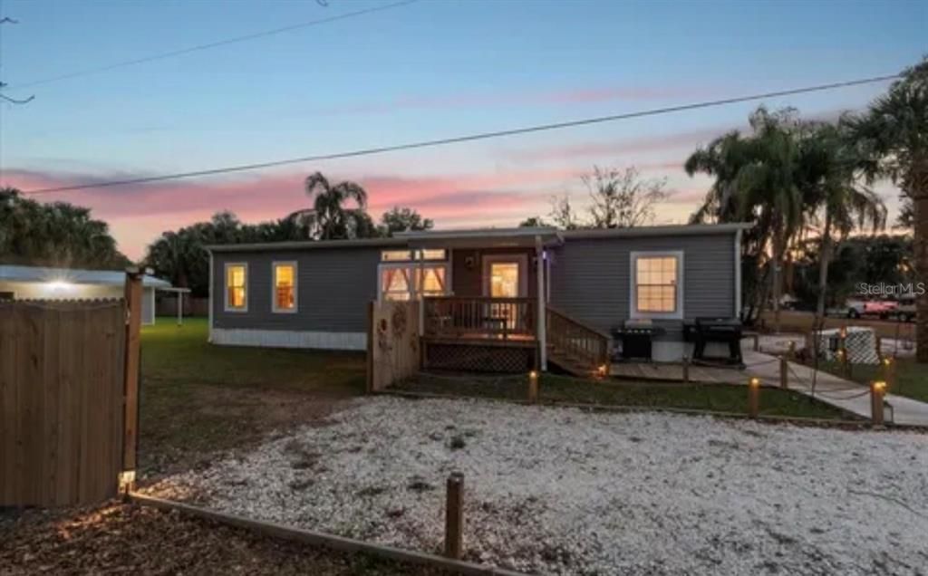 For Sale: $240,000 (3 beds, 2 baths, 1792 Square Feet)