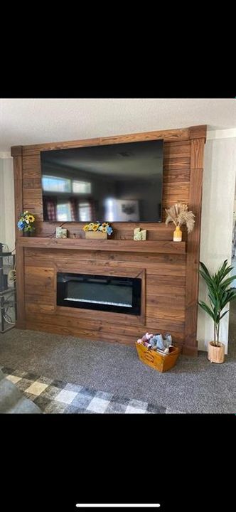 For Sale: $240,000 (3 beds, 2 baths, 1792 Square Feet)