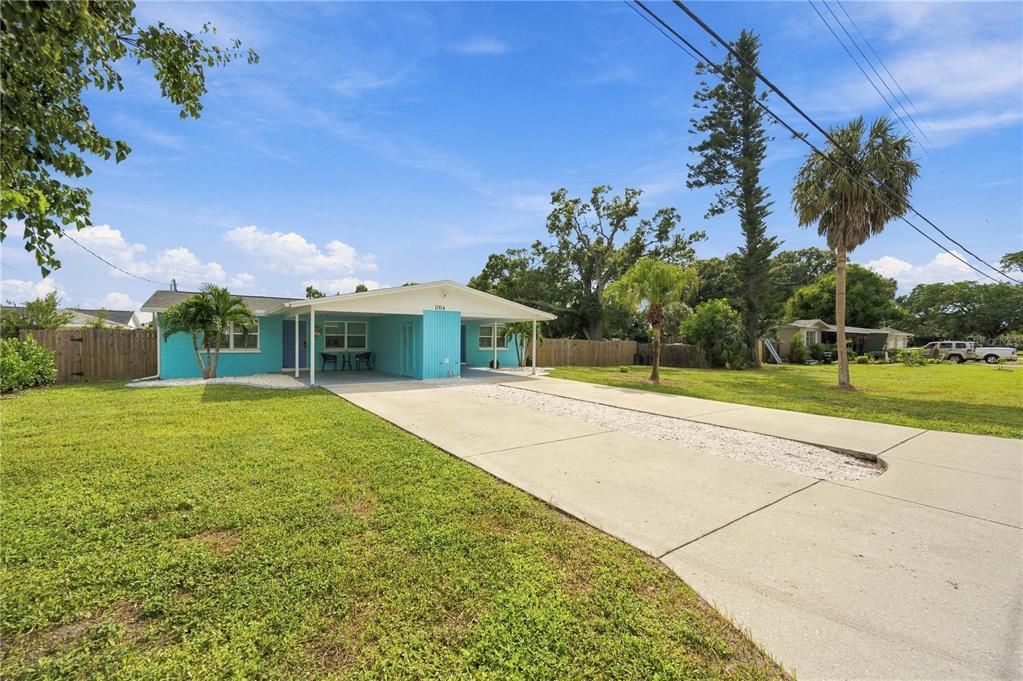 For Rent: $1,960 (4 beds, 2 baths, 1512 Square Feet)