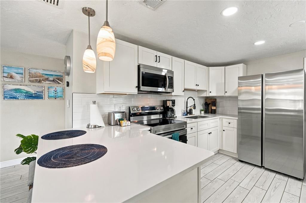 For Rent: $1,960 (4 beds, 2 baths, 1512 Square Feet)